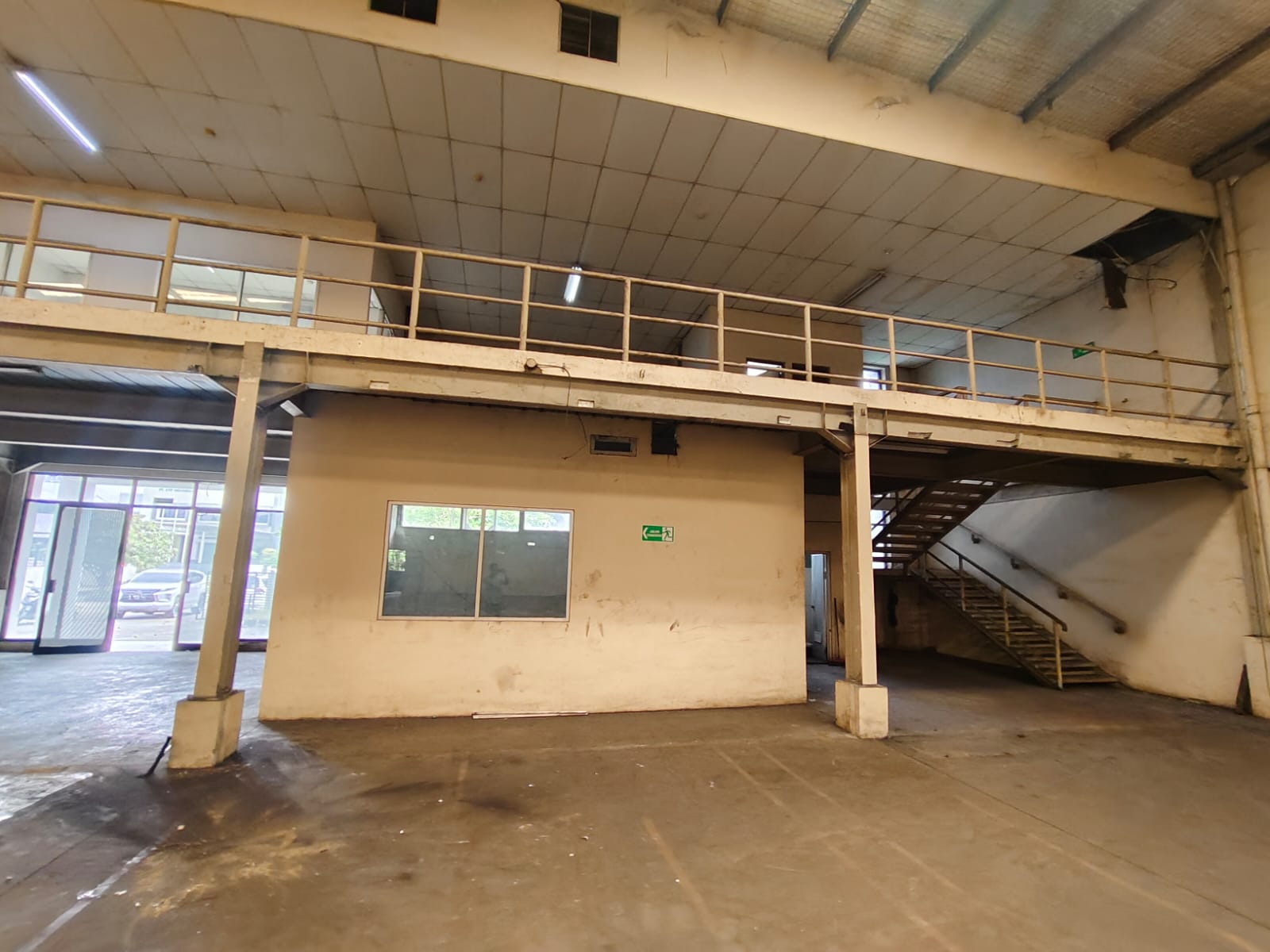 DiSewakan Gudang di Jababeka Cikarang